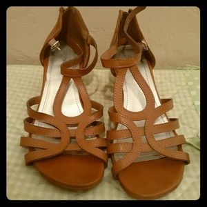 Covington neautral wedges 7